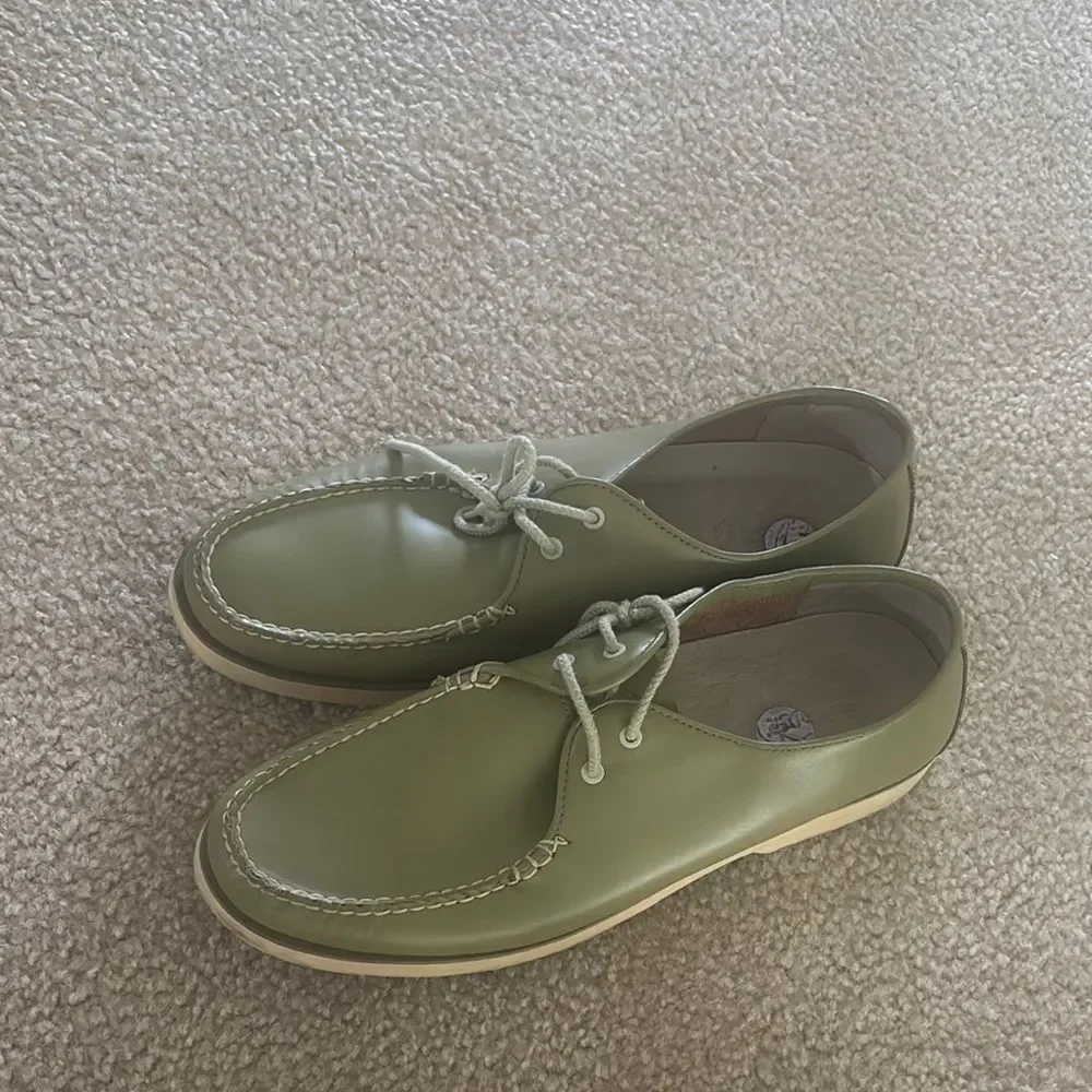 Sperry these olive